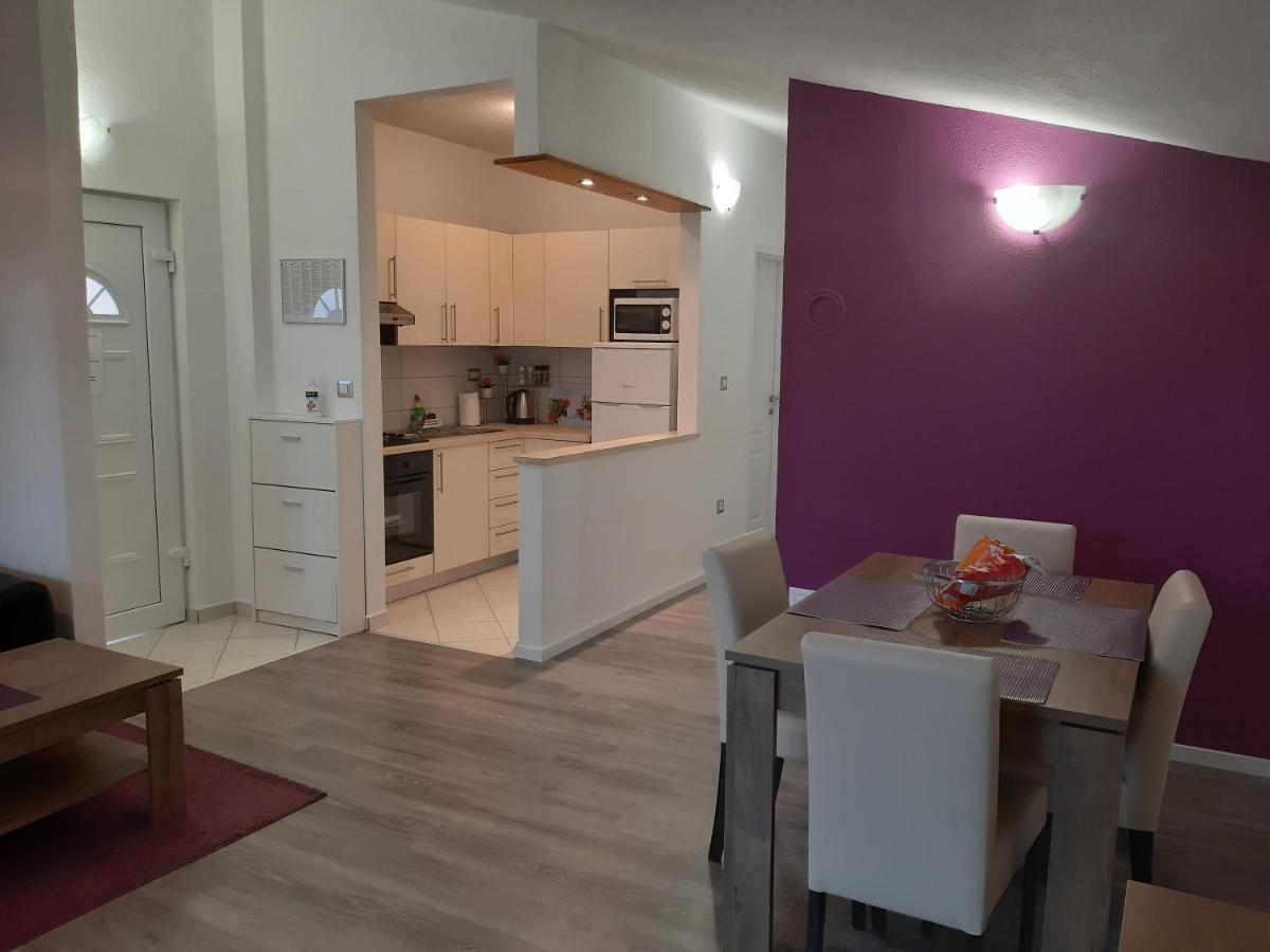 Apartments Dora Poreč Eksteriør bilde